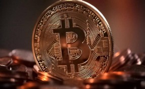 Bitcoin 21 ayın zirvesinde