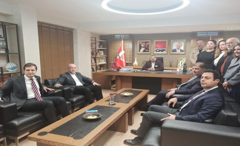 CHP İzmir yol haritasını belirleniyor: İl başkanlığında 'seçim' zirvesi