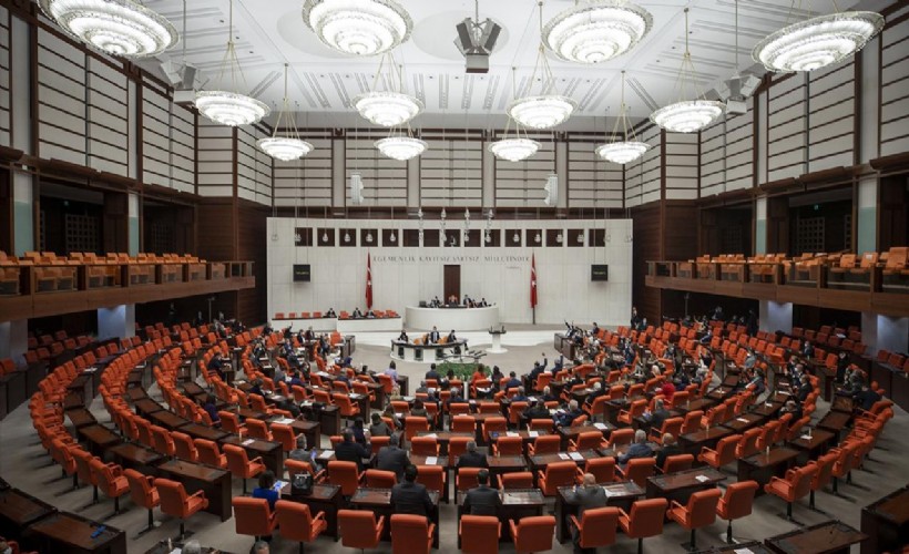 Emekliye ek zam TBMM'de kabul edildi