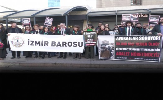 İzmir'de 6 Şubat deprem davaları için Adalet Nöbeti: Sorumlular yargılansın!