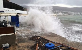 Meteoroloji'den Ege Denizi'nde fırtına uyarısı