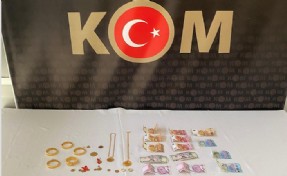 Kütahya'da dolandırdılar, Yalova'da yakalandılar