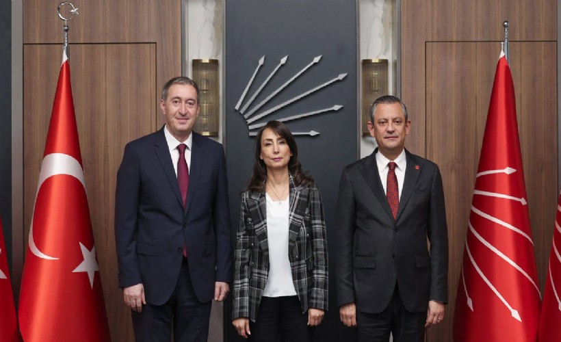 Özgür Özel ile DEM Parti Eş Genel Başkanları görüştü: CHP, Kürt meselesinin çözümünde önemli rol oynayabilir