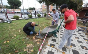 Menderes'te elektrik tesisatları yenileniyor