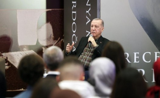 Erdoğan'ın hedefinde yine CHP vardı: Haliç üzerinden Körfez'e gönderme!
