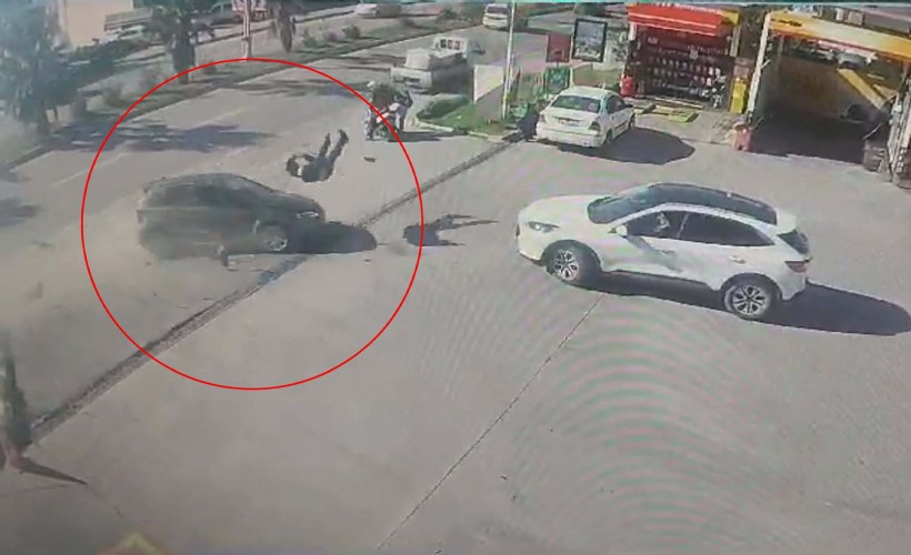 Kaldırımda otomobilin çarptığı yaya öldü