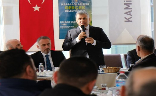 AK Partili Tunç: Karabağlar’a asılan ‘İcraat Yapılmaz’ levhası iniyor