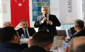 AK Partili Tunç: Karabağlar’a asılan ‘İcraat Yapılmaz’ levhası iniyor