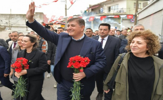 Başkan Tugay, Roman yurttaşlarla buluştu