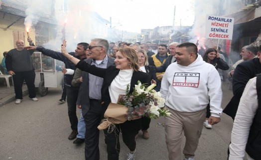 CHP’li Mutlu hemşehri dernekleri ve Romanlarla buluştu: Herkes eşit yurttaş olacak