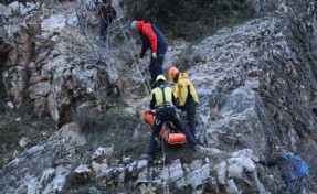 Denizli'de ormanlık alanda kaybolan kişinin cansız bedenine ulaşıldı