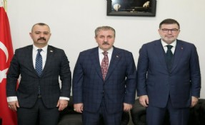 Destici'ye İzmir'de büyük ilgi