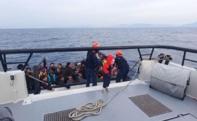 İzmir açıklarında 105 düzensiz göçmen kurtarıldı
