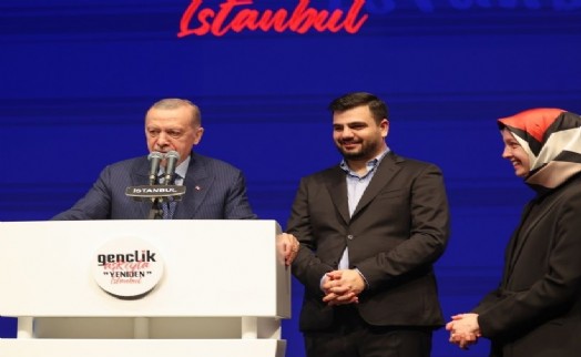 AK Partili İnan'dan 'hizmetsizlik' eleştirisi: İzmir patinaj yaptı ve yerinde saydı