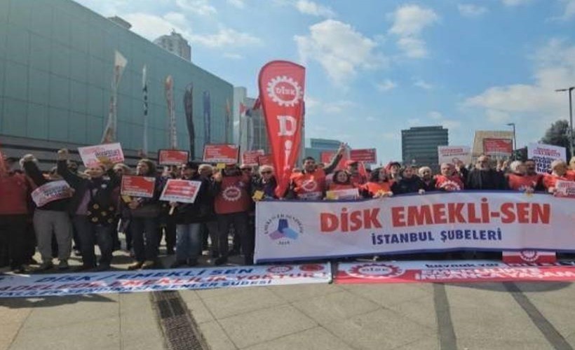 DİSK'ten emeklilere seçimde 'kırmızı kart' çağrısı