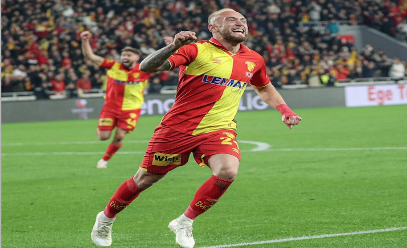 Göztepe, Ahmed ve Doğan'ı bekliyor