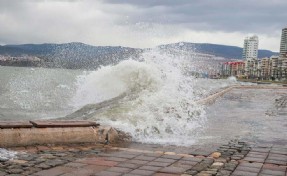 İzmir ve Ege Denizi için 'fırtına' uyarısı