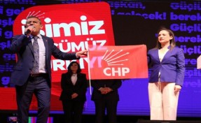 Özgür Özel'den Selçuk'ta Süleyman Soylu açıklaması: Türkiye’de 2 kişiye kafayı taktı!