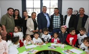Seferihisar’da 'Gündüz Çocuk Bakımevi' ve 'Oyun Sokağı' açıldı