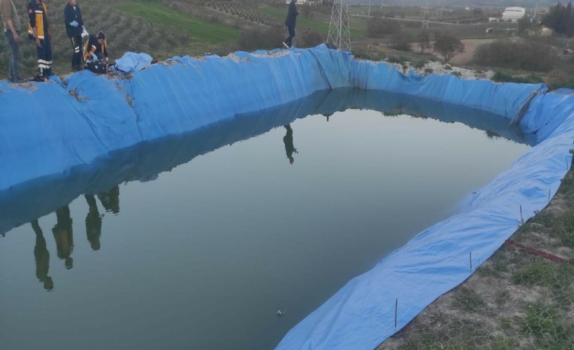 Tarlasındaki sulama havuzunda ölü bulundu