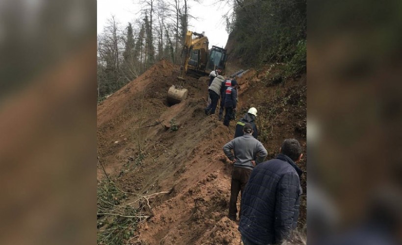 Trabzon’da alt yapı çalışması sırasında göçük!