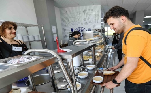 Belediye Lokantası ile öğrencinin yüzü güldü