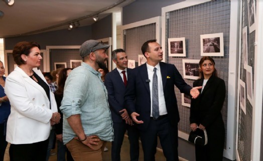 'İğne Deliğinden Bornova' sergisi büyük ilgi gördü