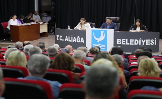 Aliağa'da ilk meclis toplandı: Encümen üyeleri ile komisyonlar belirlendi