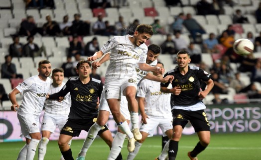 Altay, Ege derbisinde Manisa FK'ya mağlup oldu