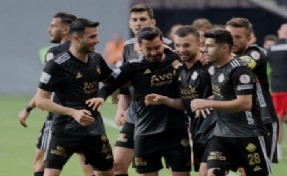 Altay'ın konuğu Manisa FK