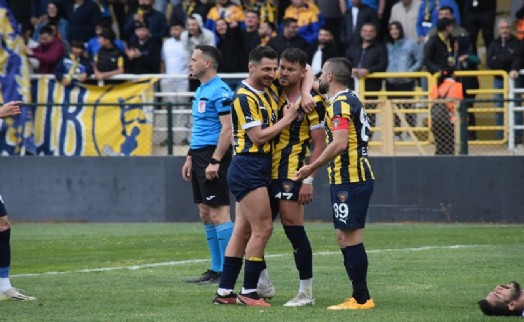 Bucaspor 1928 şampiyonluğunda gurbette