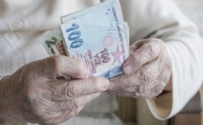 Emeklilerin bayram ikramiye ödemeleri bugün başlıyor