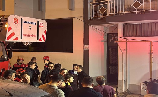 İçtiği sigaranın halıya düşüp yangın çıkarmasıyla öldü, 3 kişi de dumandan etkilendi