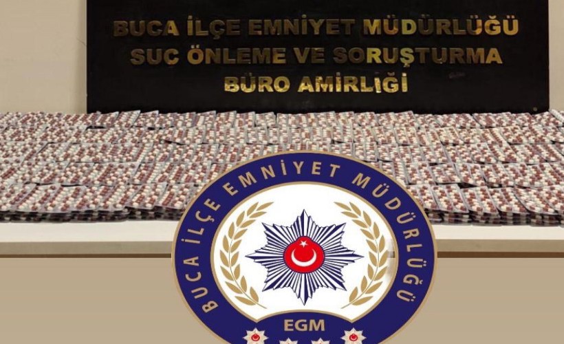 İzmir'de uyuşturucu ticaretine suçüstü: 2 tutuklama