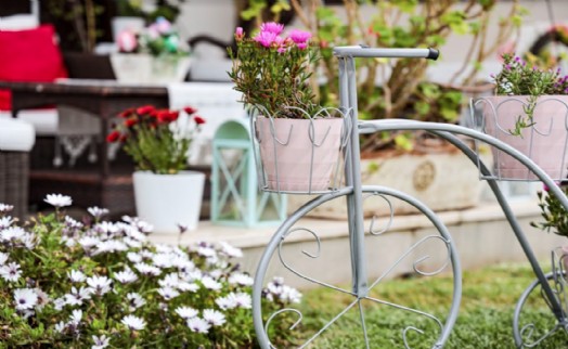 Karşıyaka’da en güzel balkon ve bahçeler yarışıyor!