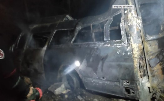 Minibüs uçuruma devrilip yandı! 3 kişi öldü, 18 kişi yaralandı