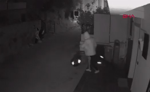 Muğla Bodrum'da elektrikli bisiklet hırsızlığı kamerada