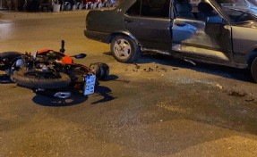 Ödemiş'te otomobille çarpışan motosikletli ağır yaralandı