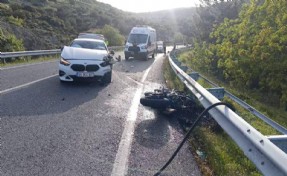 Otomobille çarpışan motosikletin sürücüsü ağır yaralandı
