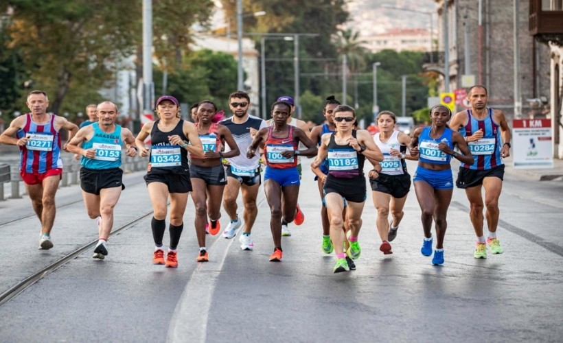 Toplu ulaşıma Maraton İzmir ayarı