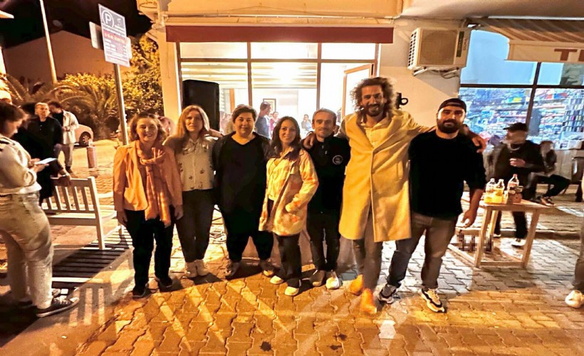 Yeni muhtardan DJ'li partili kutlama
