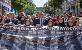 301 madenci için duygusal buluşma: Tugay ailelerle buluştu