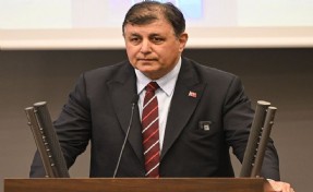 Ankara ve İstanbul'da HPV aşı uygulaması sonrası gözler İzmir'e çevrildi: Tugay topu Sağlık Bakanına attı