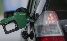 Benzine ve motorine zam geldi!