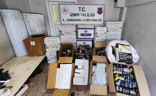 İzmir'de kaçak sigara operasyonu: 5 gözaltı