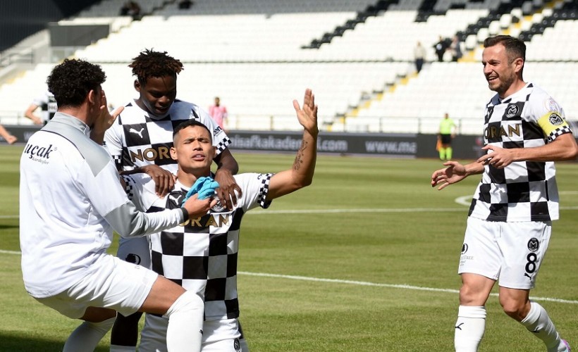 Manisa FK ligde kalmayı garantiledi