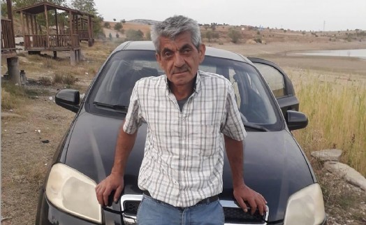 Manisa'da, kontrolden çıkarak devrilen motosikletin sürücü öldü