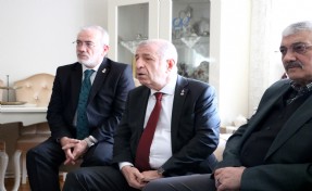 Ümit Özdağ: Kontrolsüz göçe karşı durmaya devam edeceğiz