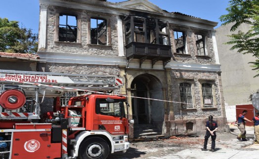 Yanan tarihi konak, Atatürk'ün dini nikahını kıyan müftünün eviymiş