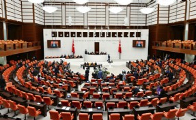Yeni anayasa mesaisi sürüyor: Kurtulmuş 3 parti yönetimiyle görüşecek